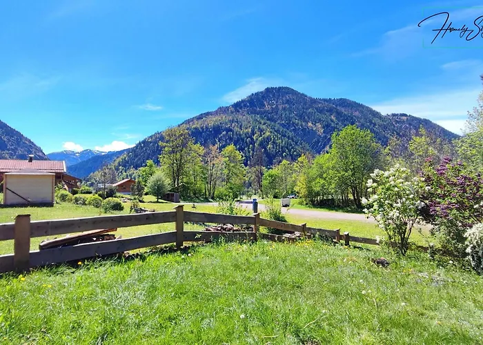 Homely Stay Velosoph Quartier - Familienfreundliches Ferienhaus Mit 3 Schlafzimmern, 300M Zur Ski-Piste, E-Auto Ladestation